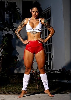 Lara Henao